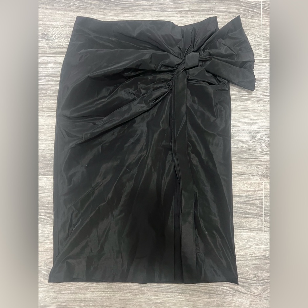 NWT Ann Taylor Bow Midi Skirt Size 16p Black